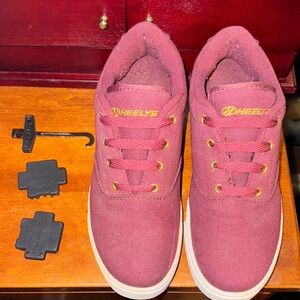 Heelys Adult Sneakers - Burgundy